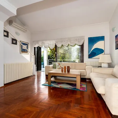 Family House With Swimming Pool And Secluded Garden - By Traveler Tourist Agency - Id 2687 Poreč