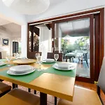Villa Family House With Swimming Pool And Secluded Garden - By Traveler Tourist Agency - Id 2687